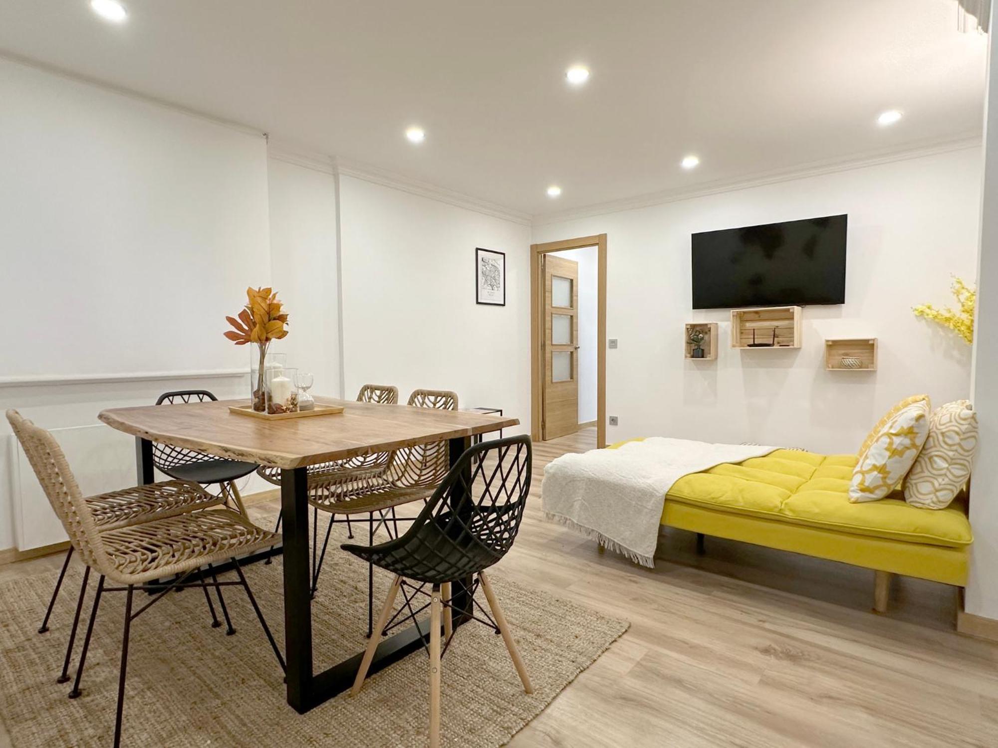 Encantador Apartamento Junto Al Ayuntamiento Bilbao Kültér fotó