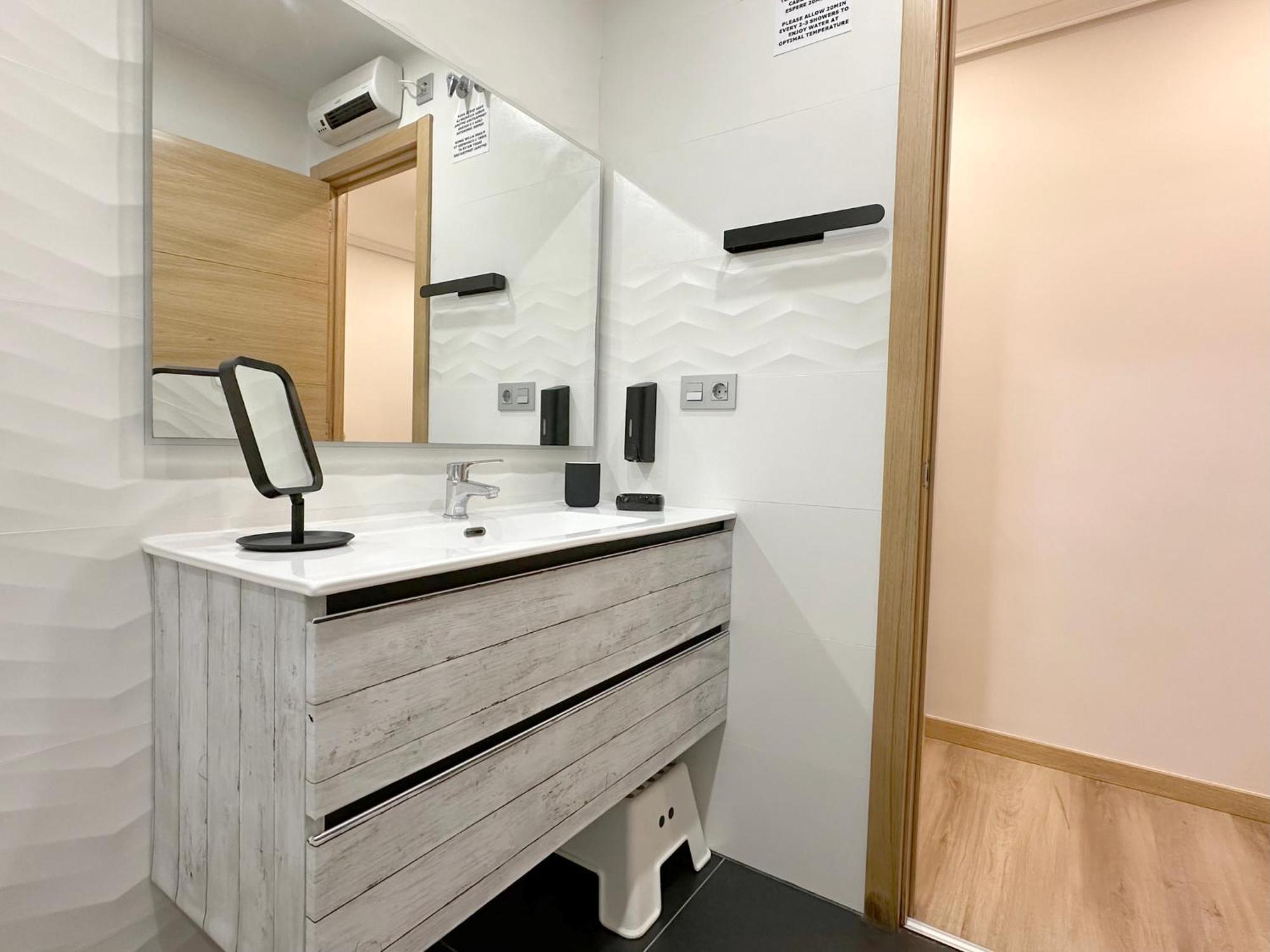 Encantador Apartamento Junto Al Ayuntamiento Bilbao Kültér fotó